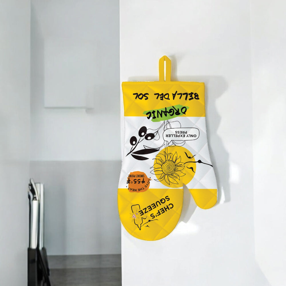 
                  
                    Bella Del Sol Oven Mitt Set
                  
                